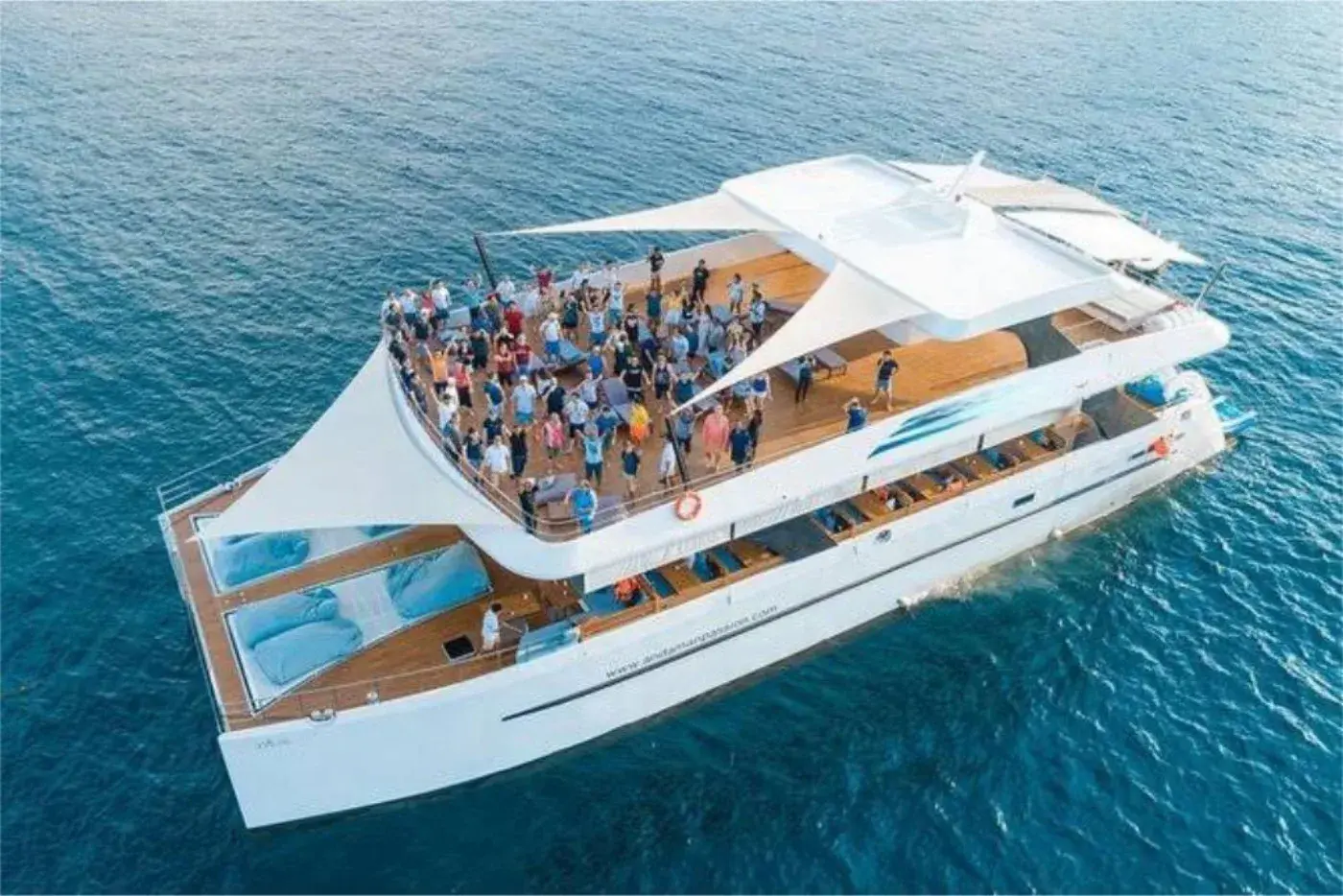 Yacht Y13