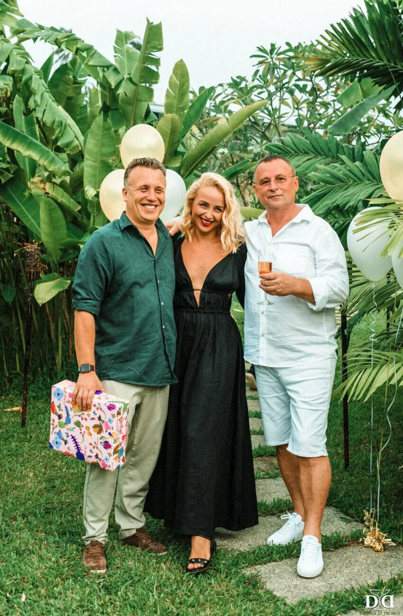 Birthday Party Yuriy——热带花园里的白天生日派对 — 照片 23