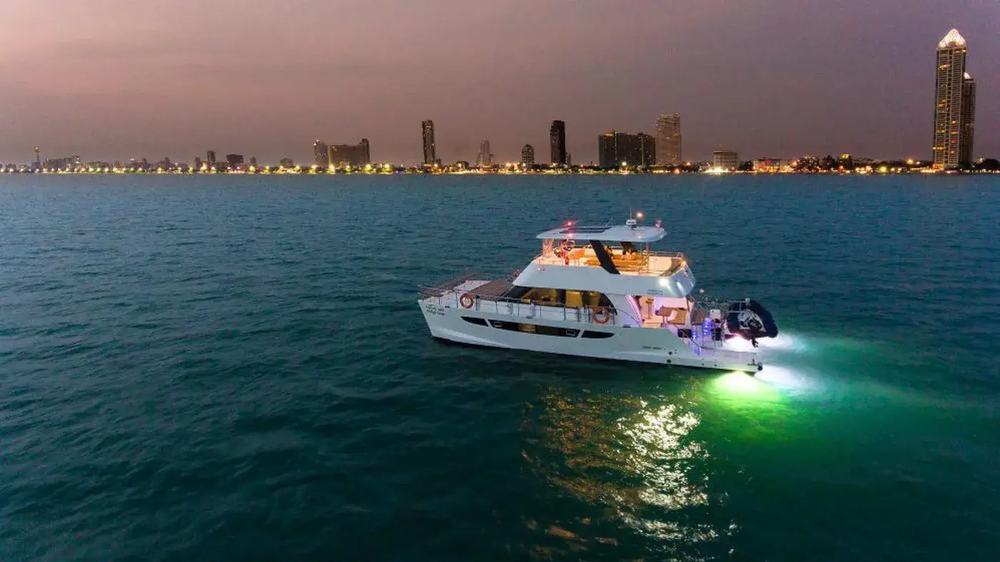 Yacht Y5, Chalong Pier