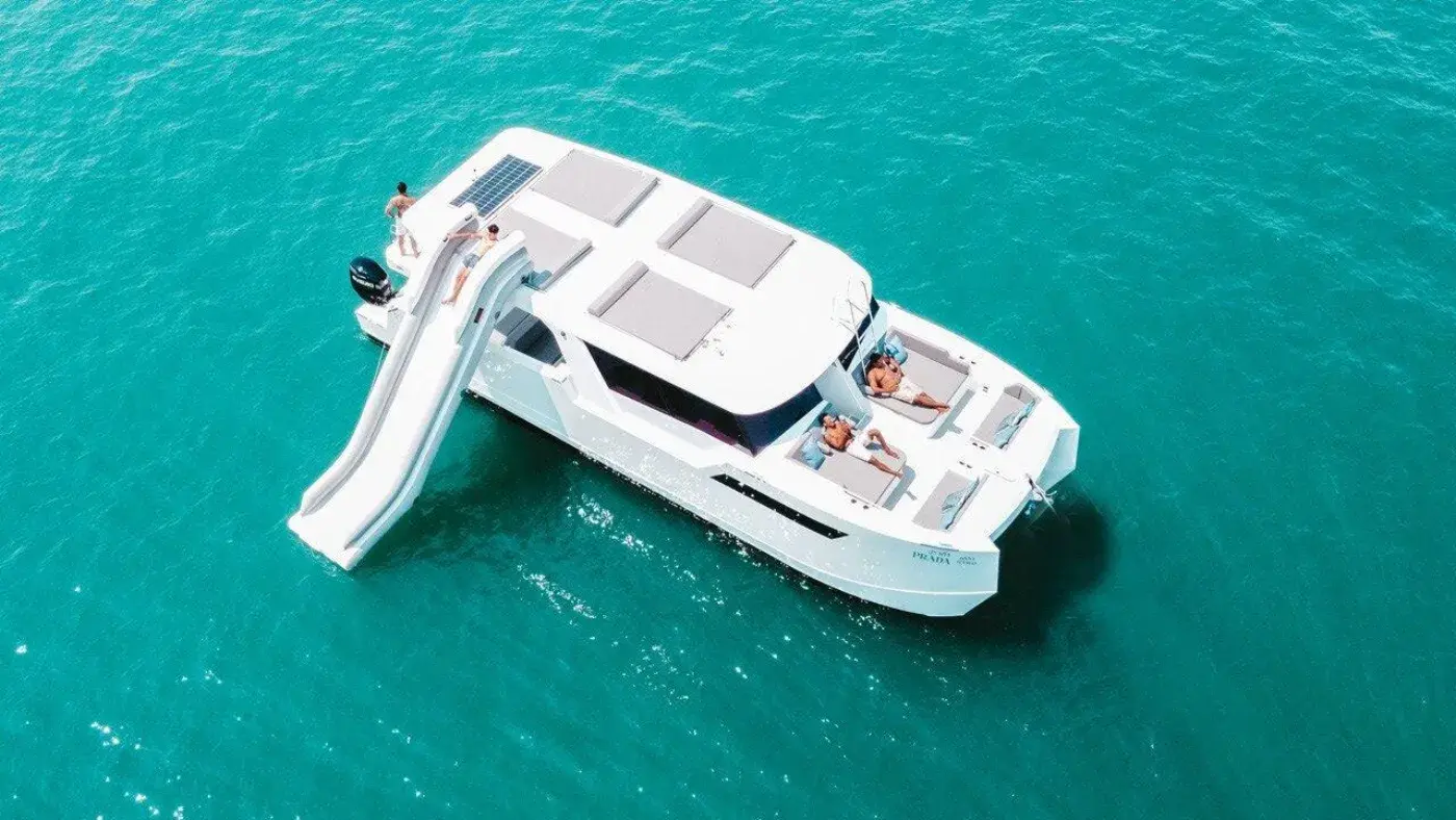Yacht Y5 A, Ao Po Pier