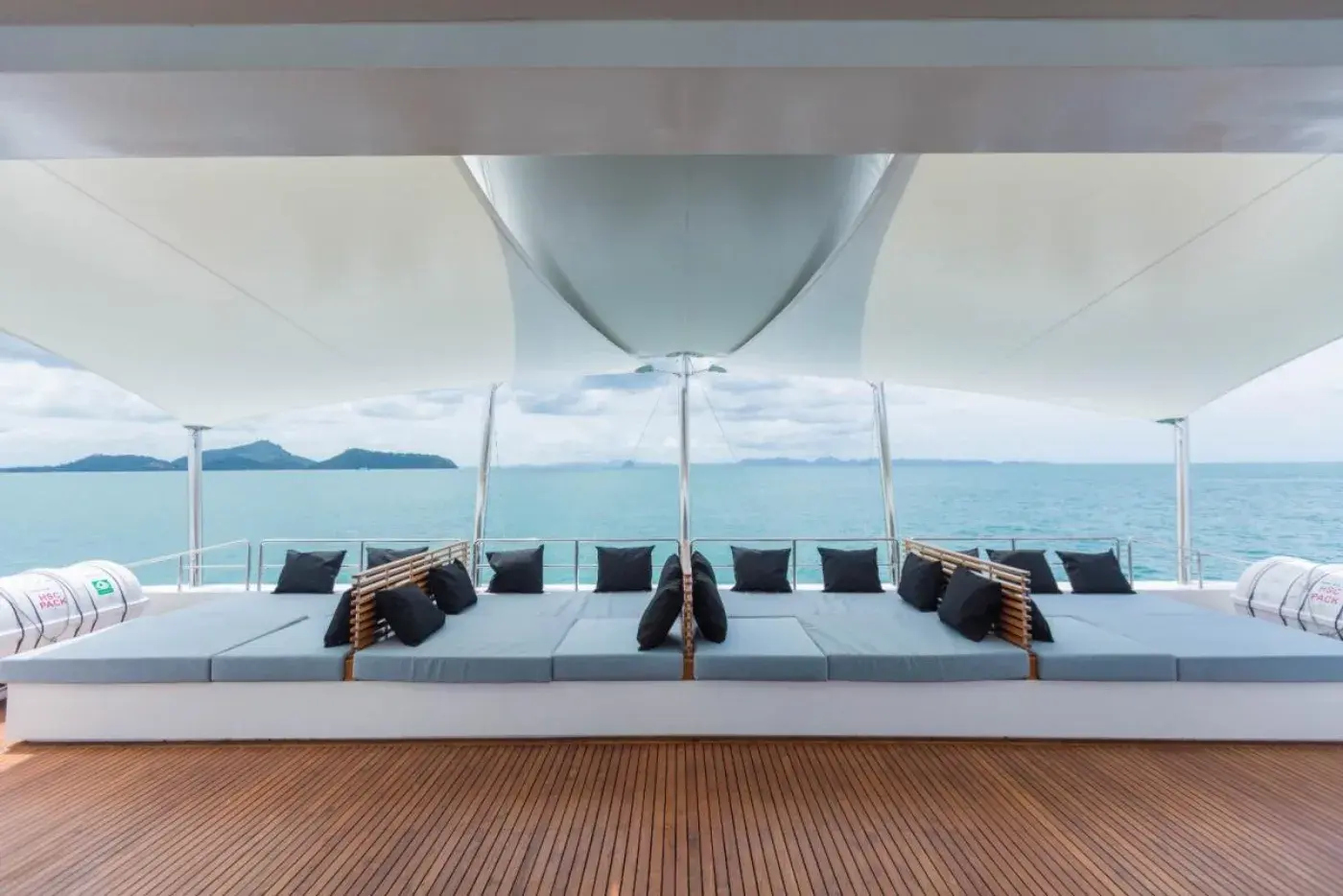 Yacht Y13