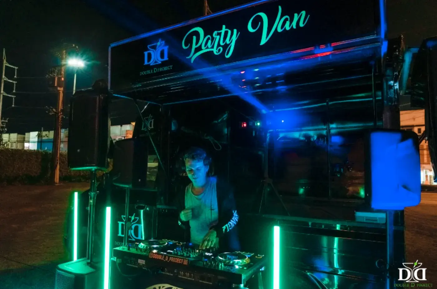 Phuket Party Van — photo 2