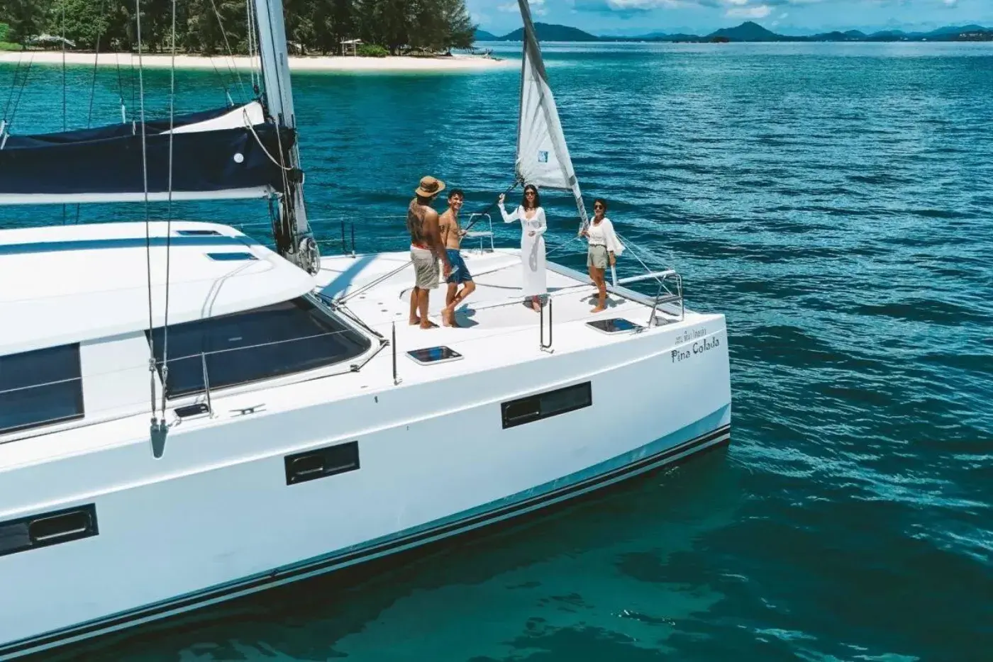 Yacht Y2 A, Ao Po Pier