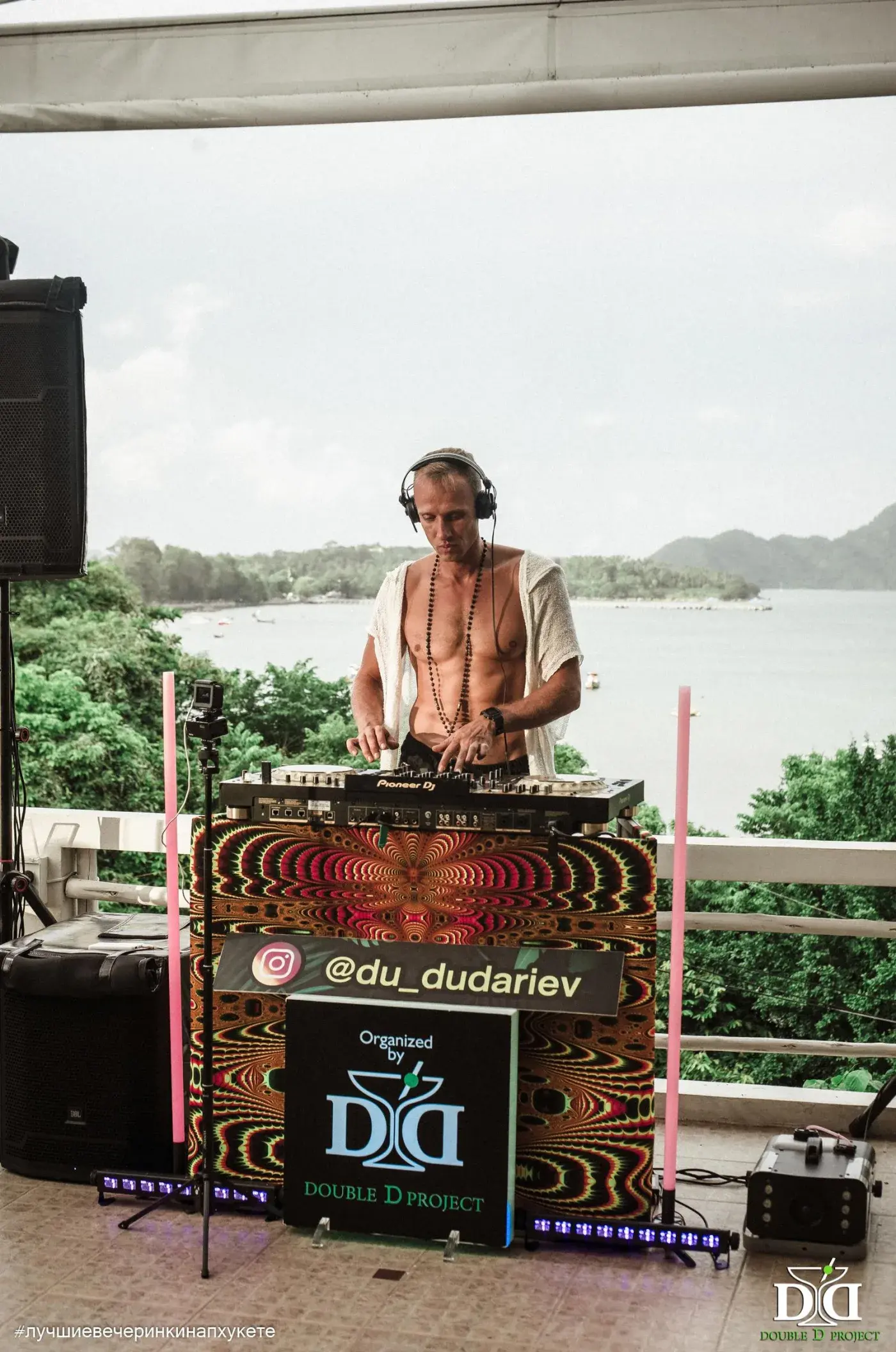Sunset Therapy at Rustic & Blue — a sunset party with a sea view — photo 25