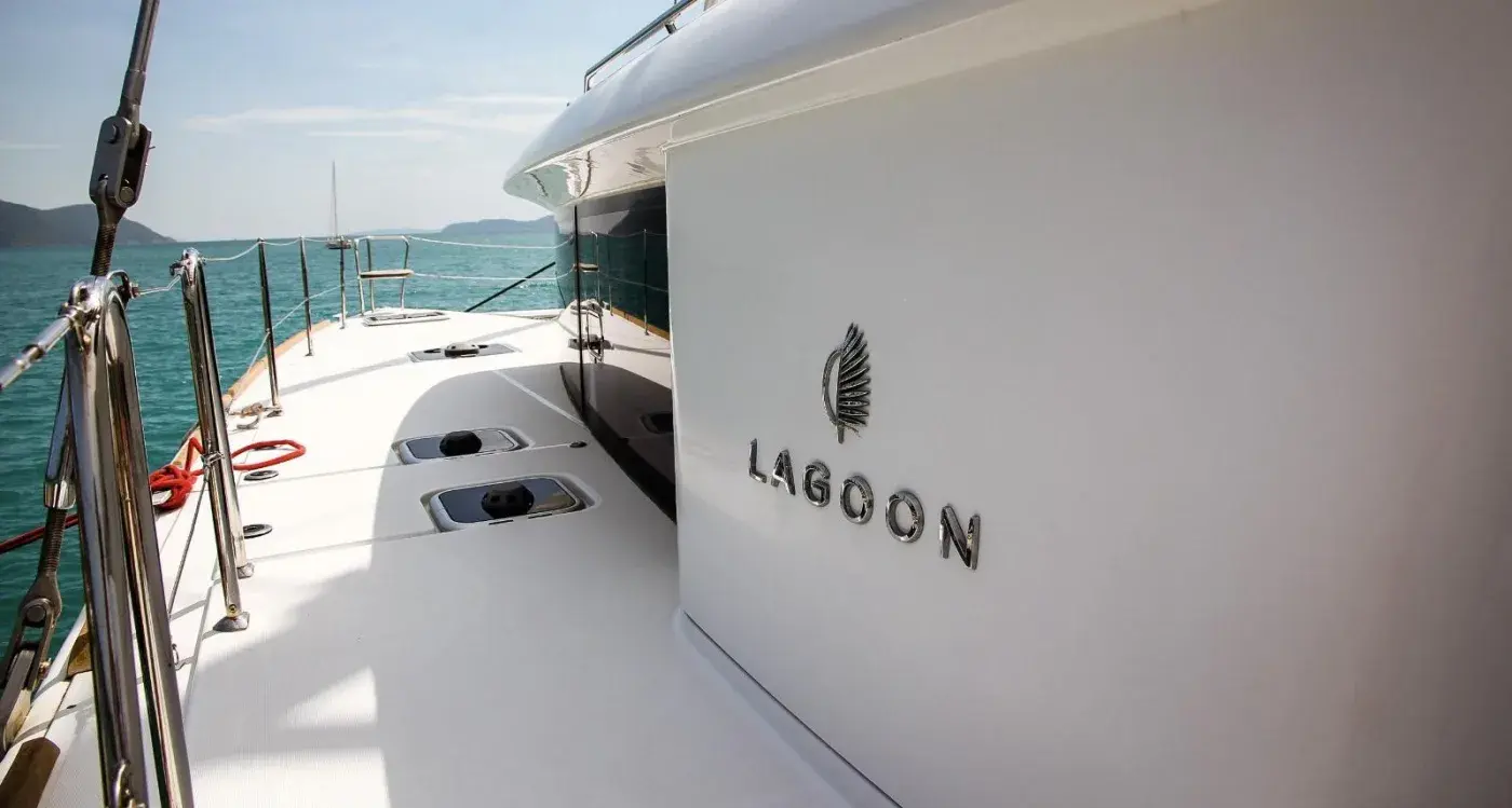 Yacht Y3, Chalong Pier