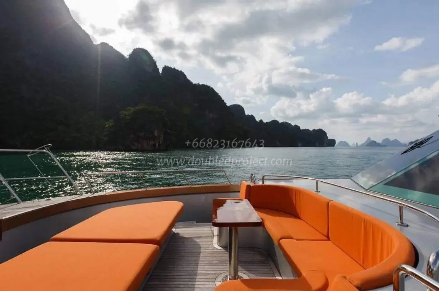Yacht Y10, Ao Po Pier