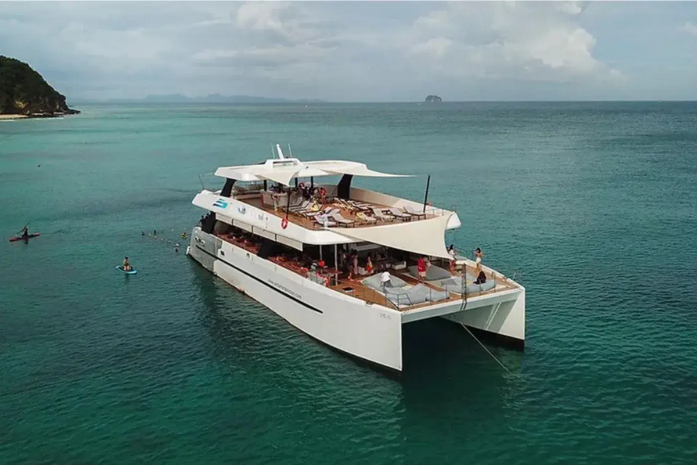 Yacht Y13