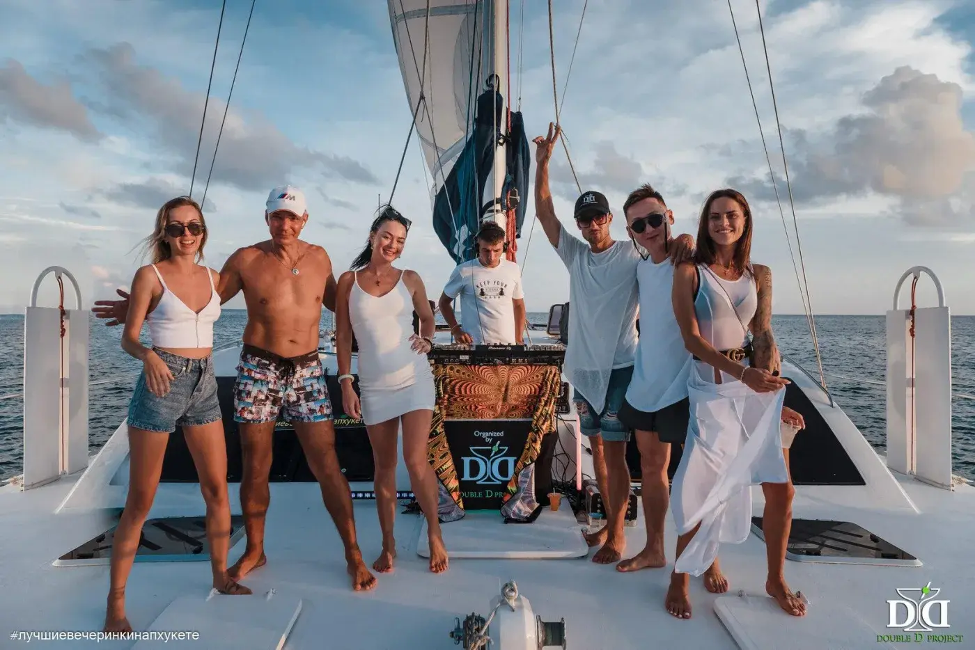 Yacht Party “Ella”——普吉岛双体船派对 — 照片 26