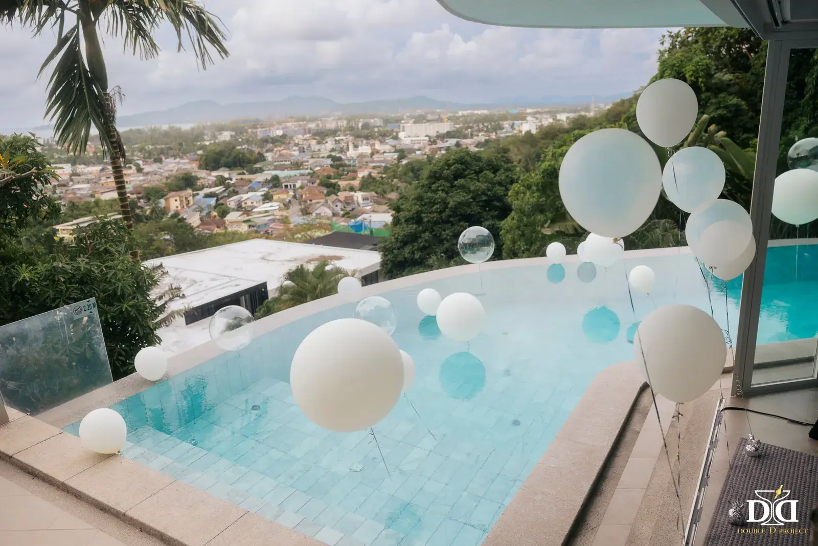 Aan’s birthday — a pool party at Villa V7 — photo 6