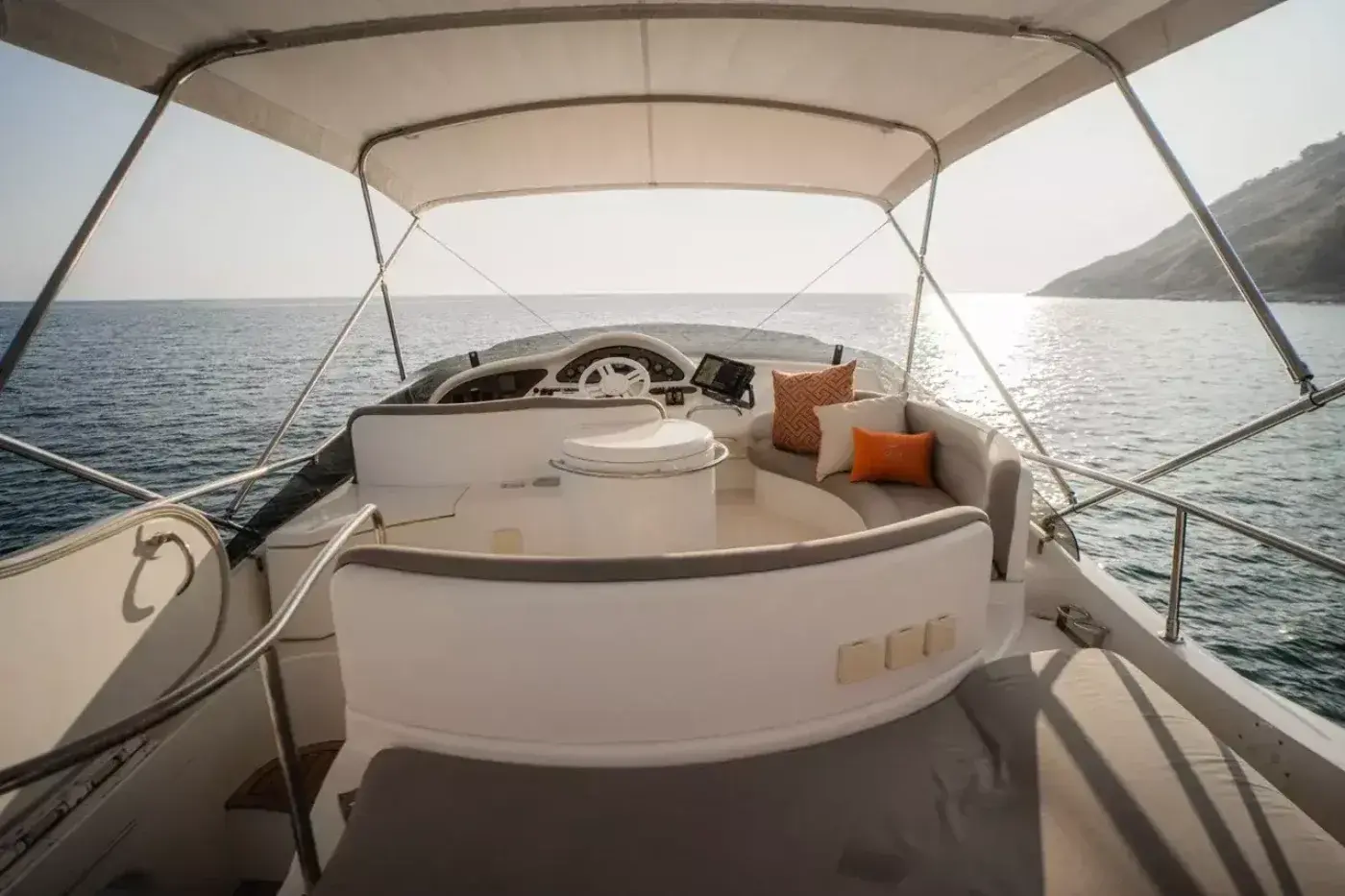 Yacht Y7 А, Ao Po Pier