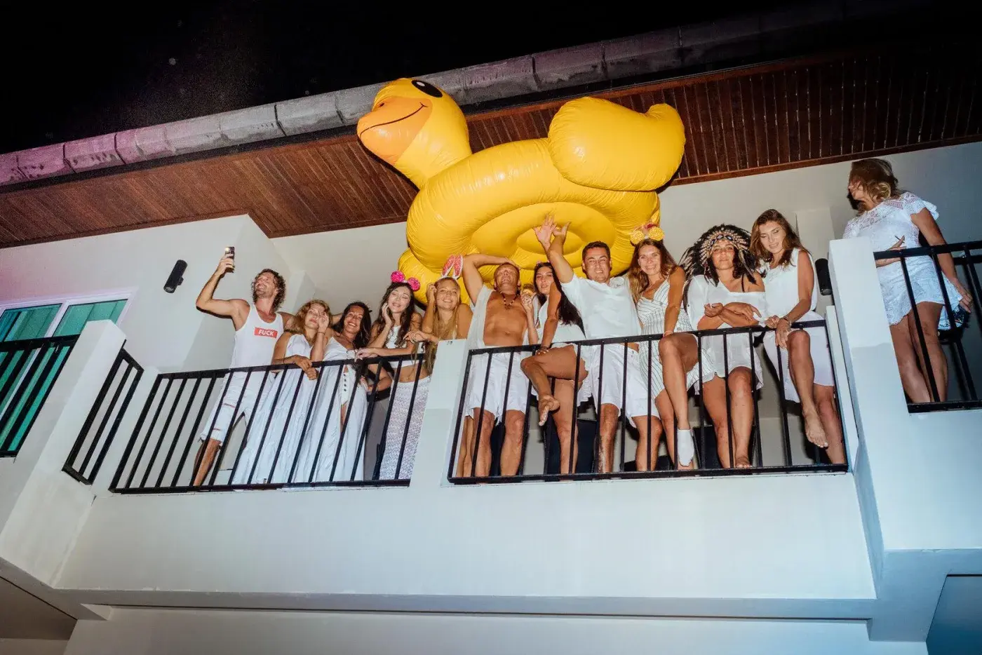 White Party — a birthday at a private villa in Phuket — photo 21