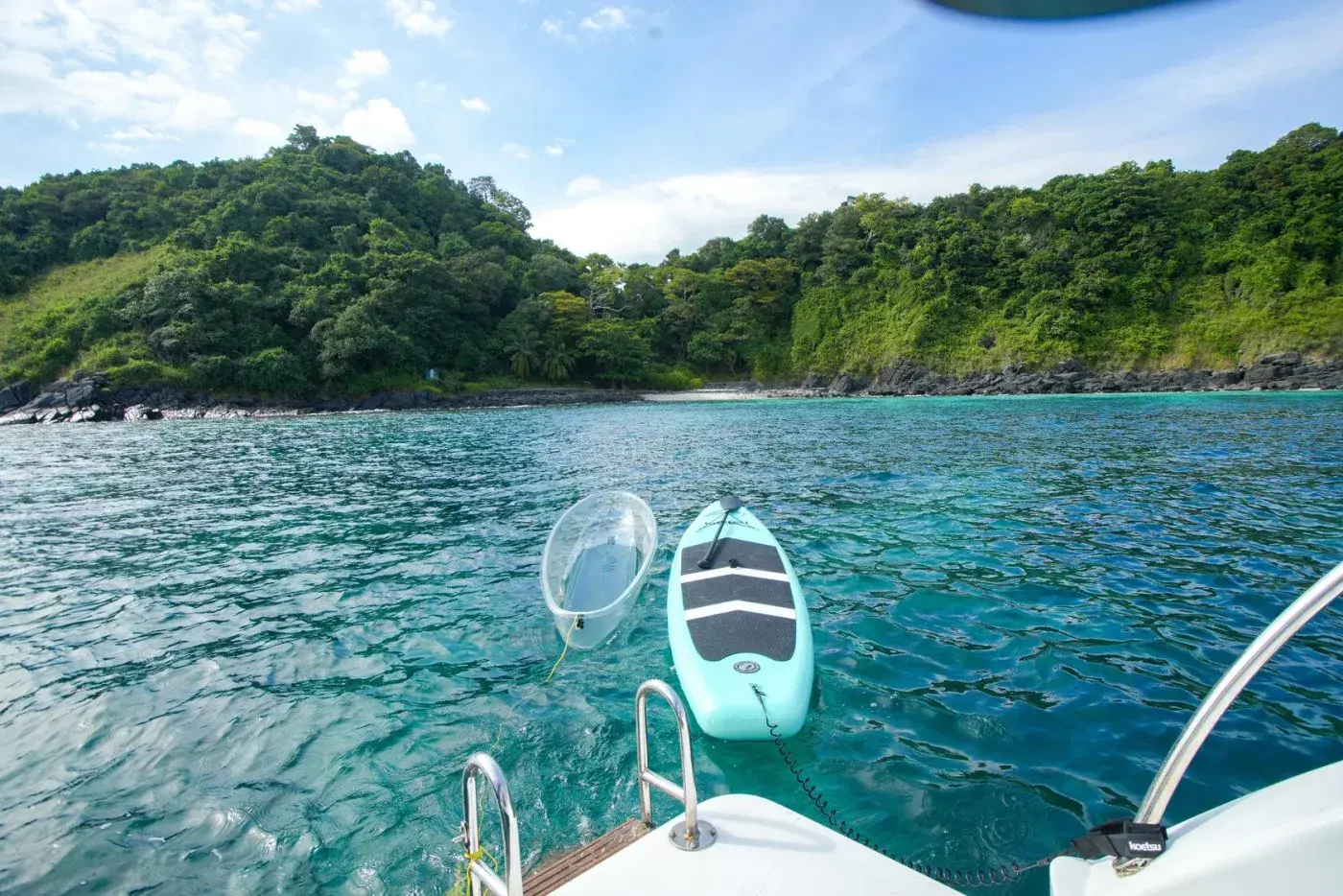 Yacht Y4, Chalong Pier