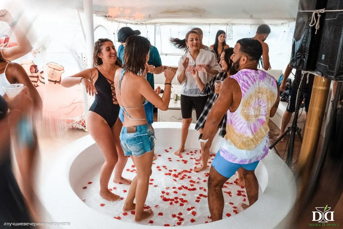 Yacht Party Andiamo — a catamaran cruise with a party — photo 29