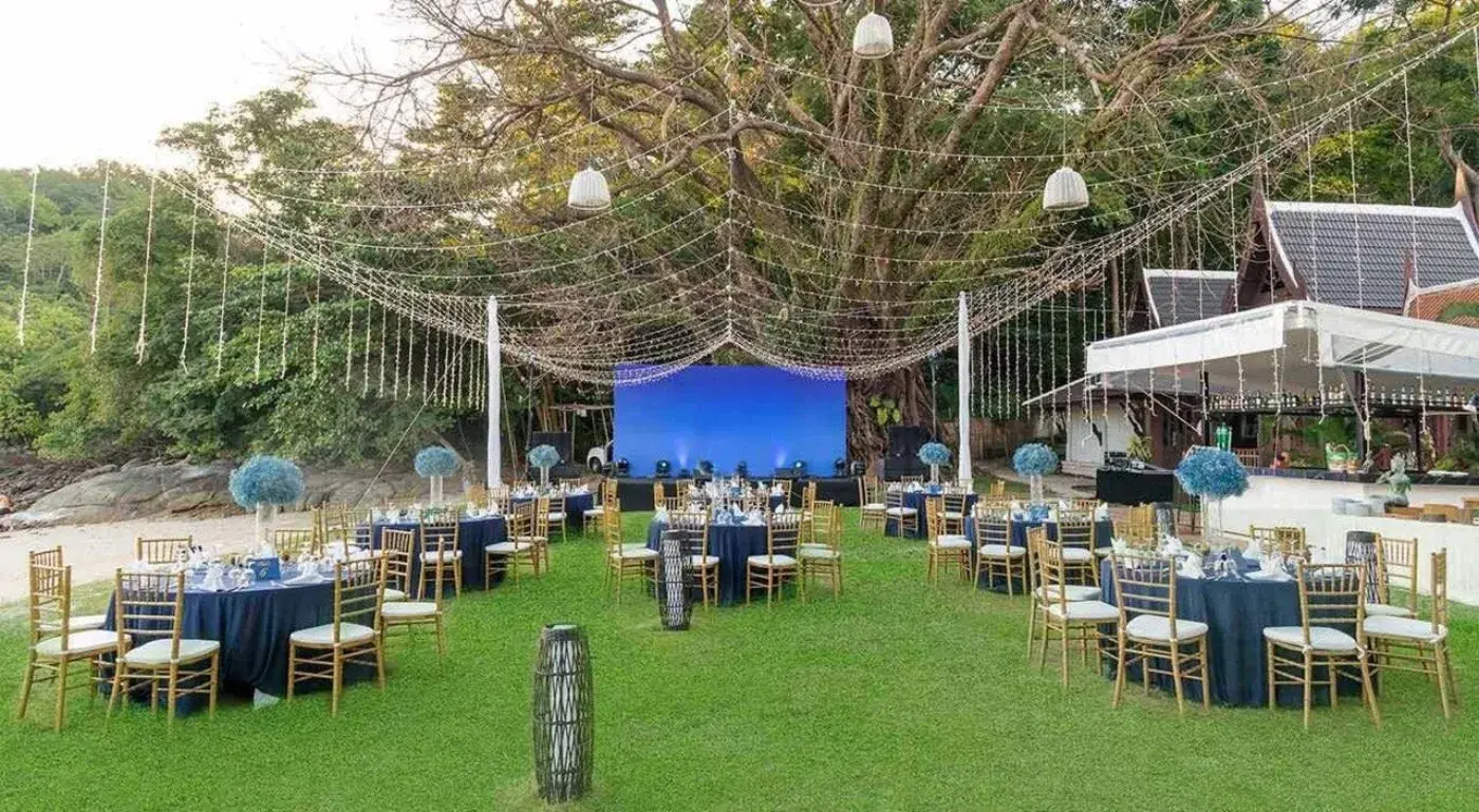 Hotel R10, Kamala