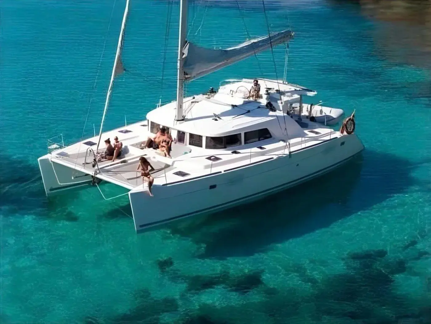 Yacht Y2, Chalong Pier