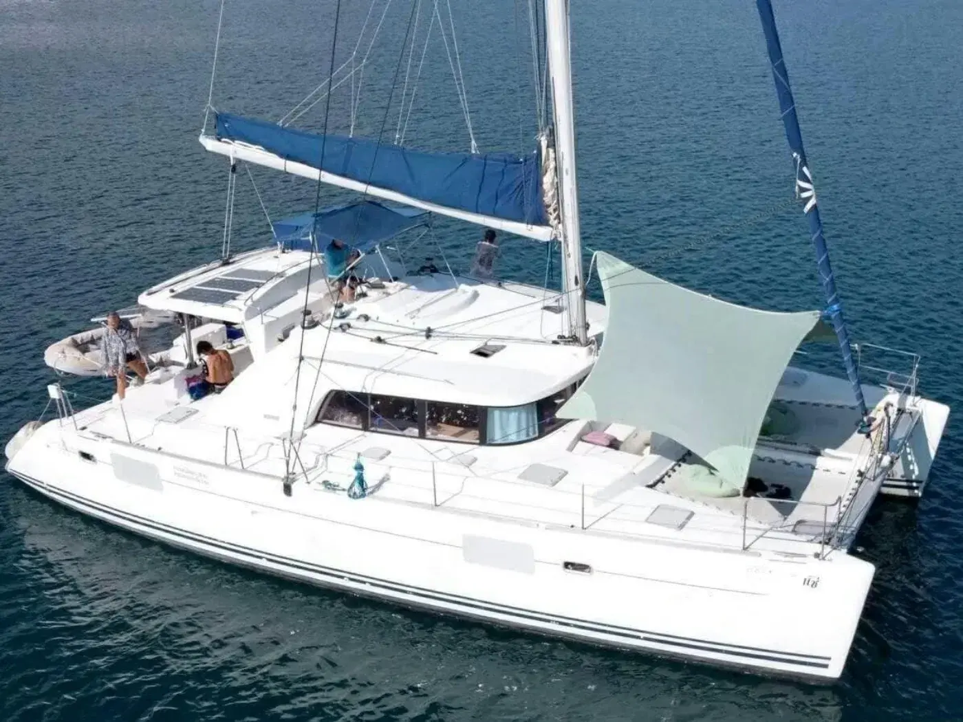 Yacht Y2, Chalong Pier